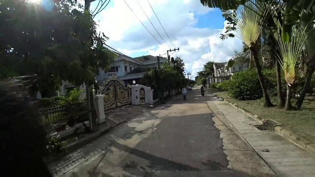 KS-18L 2000W 1036WH Black смотреть онлайн