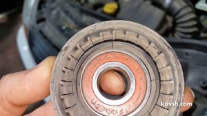 Меняйте вовремя ролики ремня генератора, Opel Vivaro 2.0cdti