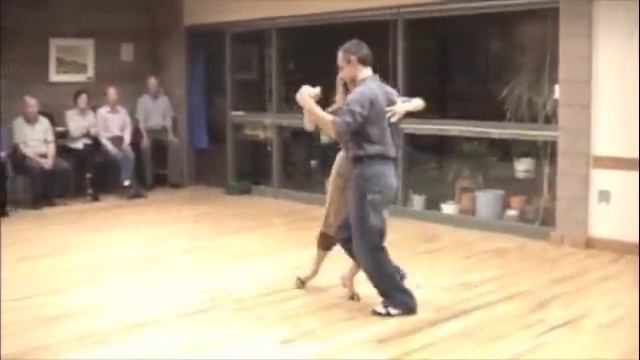 TANGO: Lady's Media Luna & Walk смотреть онлайн