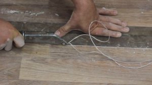 Разделка рустовкой P типа шва коммерческого линолеума