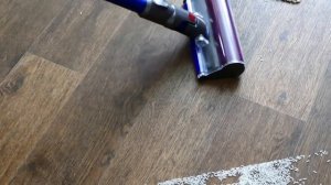 Обзор линейки вертикальных пылесосов Dyson