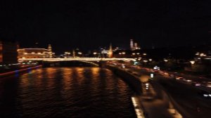 Москва. Парк Зарядье ночью. Прогулка по Парящему мосту.