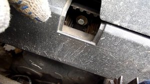 Как проверить обрыв ремня ГРМ не снимая защитного кожуха на приоре