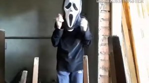 Пранк маской крика!!!!!!