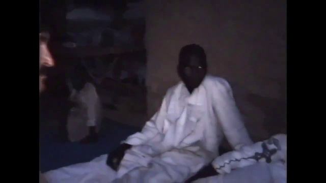 Белый мусульманин в Африке смотреть онлайн