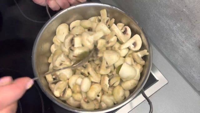 Таких вкусных грибов я еще не ела. Шампиньоны в собственном соку смотреть онлайн