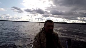 Отдых с рыбалкой на озере Янисъярви в Карелии.