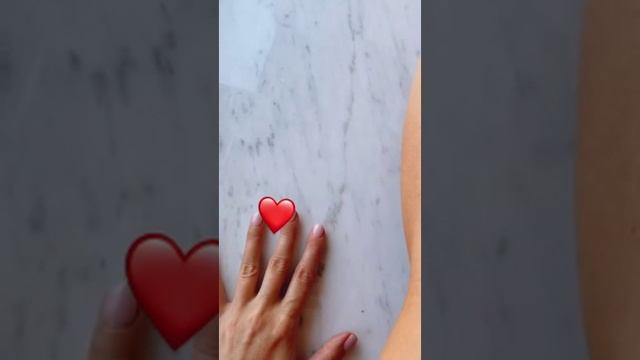 Наталья Рудова похвасталась стройными ногами