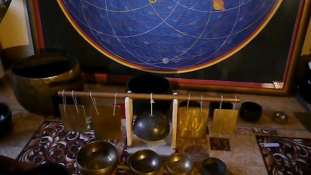 Поющие чаши. Тибетские чаши. Обучение наборы храмовые чаши. Поющая чаша. #TIBETAN #BOWLS #ПОЮЩИЕЧАШ