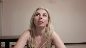 Стесняюсь с парнями. Откуда страх предательства. Ревность.