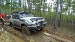 Вес в болоте ох как решает! Land Cruiser 80, Pajero 2, Нива. Карповские пороги - Никишиха. Часть 2