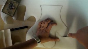 Туториал - Как склеить руки ростовой куклы Миньон