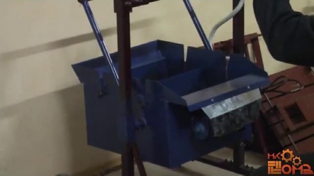 Шлакоблочный передвижной станок на два блока