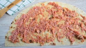 Улитка из лаваша в духовке