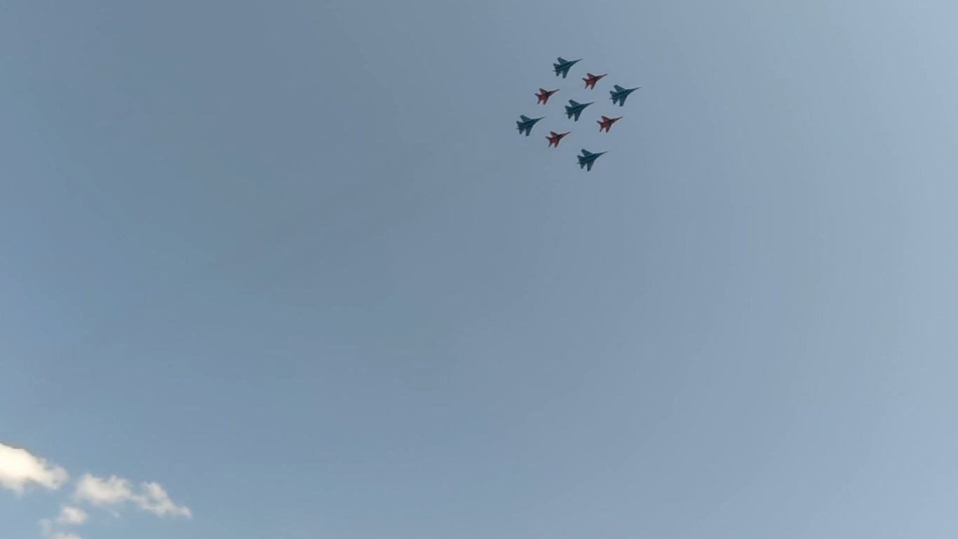 Полёты истребителей СУ-57, МиГ-35, а так же групповой пилотаж Стрижей и Русских Витязей на МАКС2021