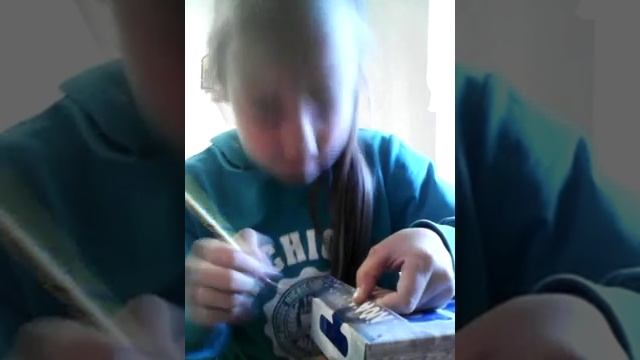 Делаем подставку под камеру из коробки:-) смотреть онлайн