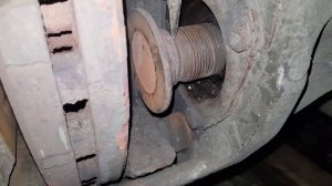 DAF 105 - замена пыльников на суппорте и ABS датчика