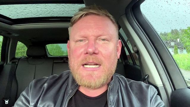 Завтра Чарльз станет владыкой империи. А империи-то уже и нет!
