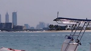 Пляж отеля C central hotel the palm, монорельс на Пальмовом острове. Дубай