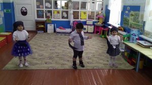 ТАНЕЦ КАРАПУЗЫ МАЛЫШИ к дню бабушек и дедушек