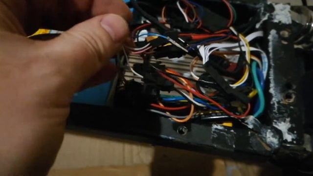 Куго м5 откуда этот провод?