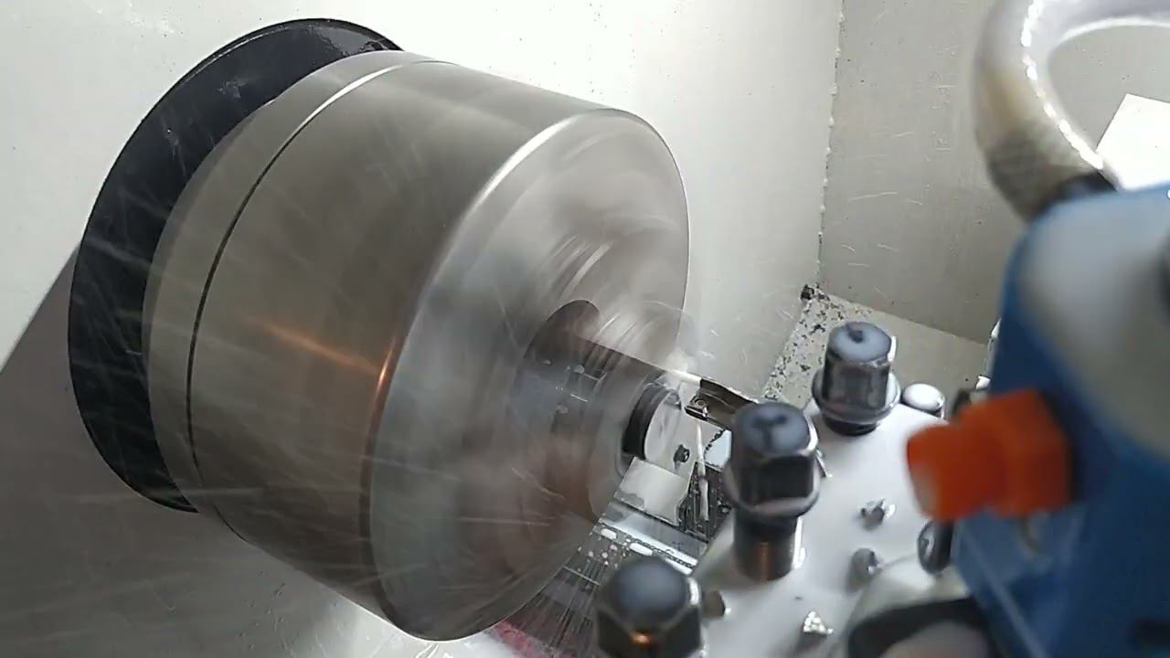 Сверло с подачей СОЖ на токарном ЧПУ станке Стойка GSK смотреть онлайн