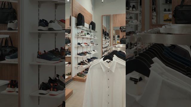 Обновленный салон Salamander Store на автозаводской