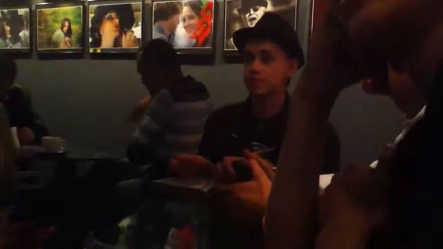 Поездка театралов. В Кальян баре смотреть онлайн