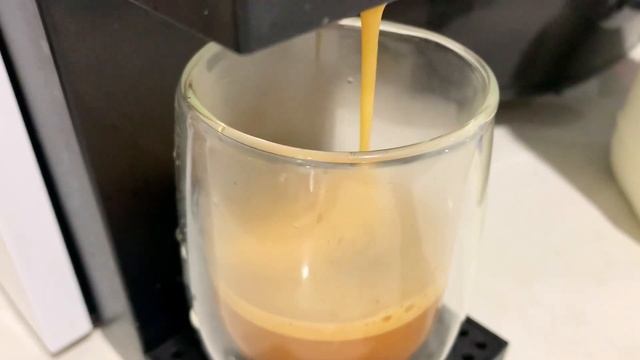 Как мы познакомились?) Готовлю Кортадо ( отрубленный кофе ) ☕️?? смотреть онлайн