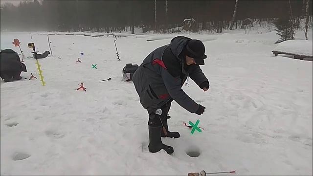 На верхнем работает как актив, так и пассив. Клёвое место, Лосиный остров. смотреть онлайн