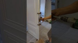 как открыть замок кондуктор межкомнатные двери