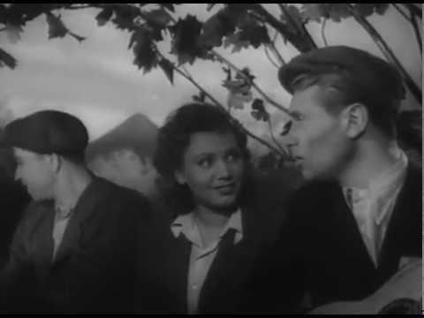 Три года ты мне снилась -- Марк Бернес смотреть онлайн