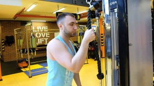 Разгибание руки с канатом| Упражнение на ТРИЦЕПС