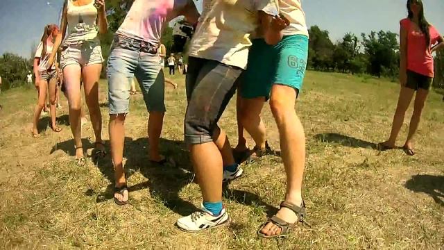 Праздник красок Холи в Никополе смотреть онлайн