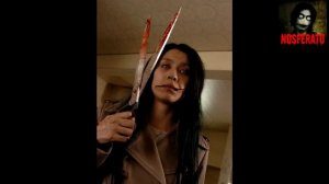 То, от чего стынет кровь  'Женщина с разрезанным ртом'~