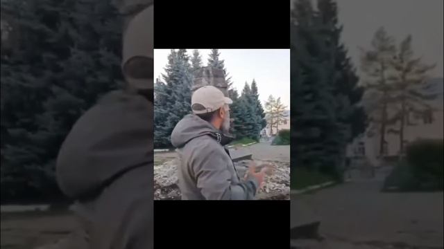 В Казахстане случайно снесли памятник Ленину
