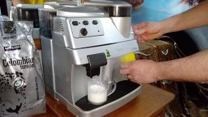 Готовим капучино кофемашины SAECO