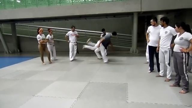 Seminario Joga Diferente Medellin 2016 Inst. Well смотреть онлайн