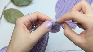 ВЯЗАНИЕ. ажурные  носки спицами из модного в этом году цвета.