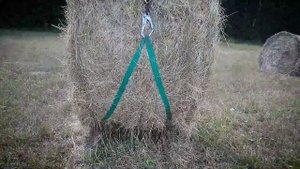 Погрузка рулона самодельной лебёдкой