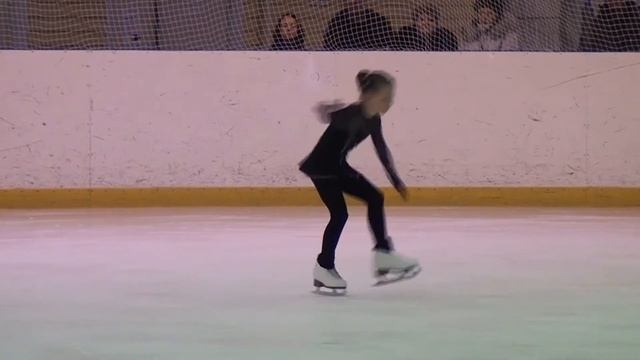 Фигурное катание, 3 юношеский разряд, Новосибирск.mp4 смотреть онлайн