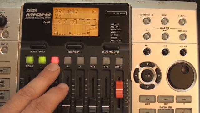 Zoom MRS-8 - How to use the Multitrack Recorder (the basics!) смотреть онлайн