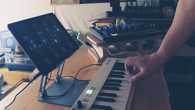 Drum Synth 114 ll. Ambient techno trance
