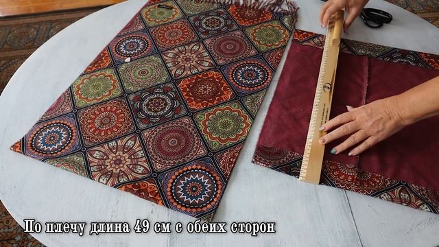 Рука не поднялась выкинуть старый шарф. Разрезала его и превратила в новую стильную вещь (делюсь МК смотреть онлайн