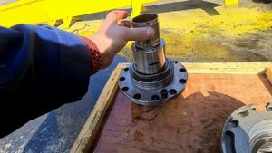 Ремонтируем токарный китайский станок. Замена ротационного цилиндра зажима. Полное погружение))