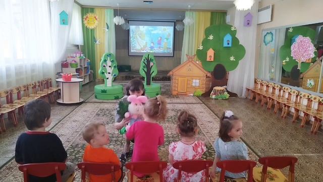 ?"Игра с зайчиком" авт. М.Ю.Картушина смотреть онлайн