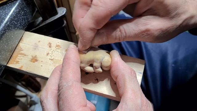 Yokai Netsuke Sunekosuri. Нэцкэ Ёкай