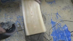 Вторая жизнь микроволновки, Аппарат Лихтенберга с молниями на дереве, тестируем и делаем вешалку.