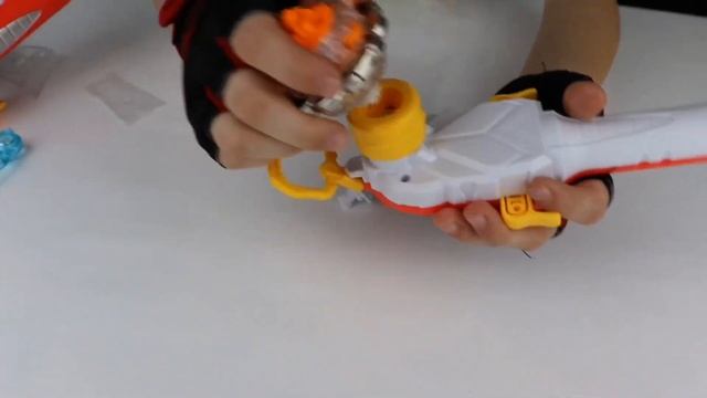 ИНФИНИТИ НАДО 5 Новинка сезона / Infiniti Nado / Бейблейд / Супер магнитный лаунчер! смотреть онлайн