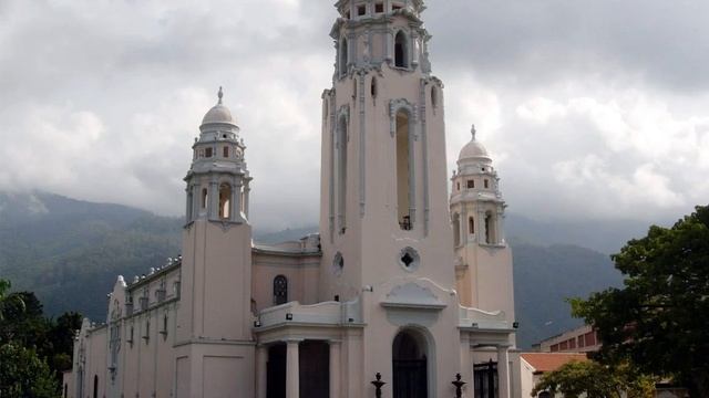 Достопримечательности Каракаса (Венесуэла) смотреть онлайн